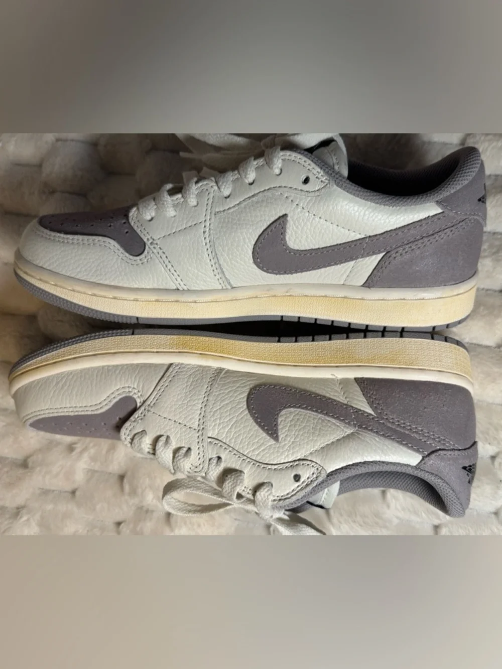 Jordan 1 Retro Low OG Atmosphere M6.5 W8